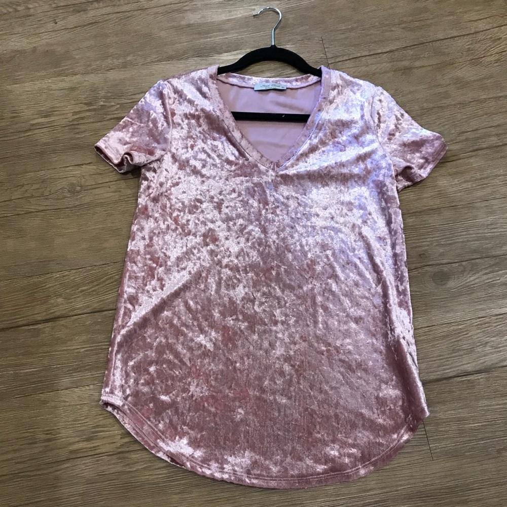Crushed Velvet V-Neck Top In Mauve